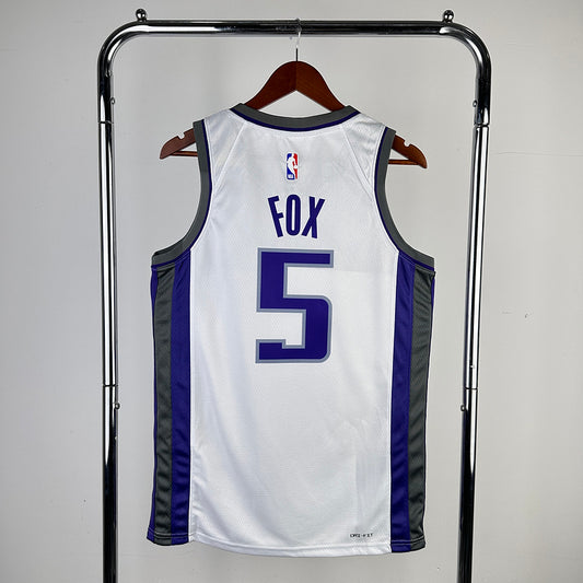 De'Aaron Fox #5 Sacramento Kings NBA White Association Edition 2024-25 Swingman Jersey