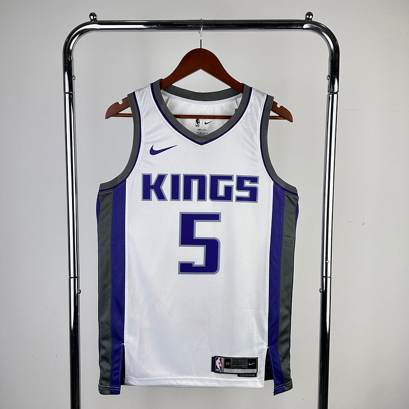 De'Aaron Fox #5 Sacramento Kings NBA White Association Edition 2024-25 Swingman Jersey