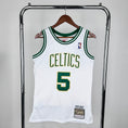 Load image into Gallery viewer, Kevin Garnett #5 Boston Celtics NBA Swingman Jersey Vintage Throwback Edition
