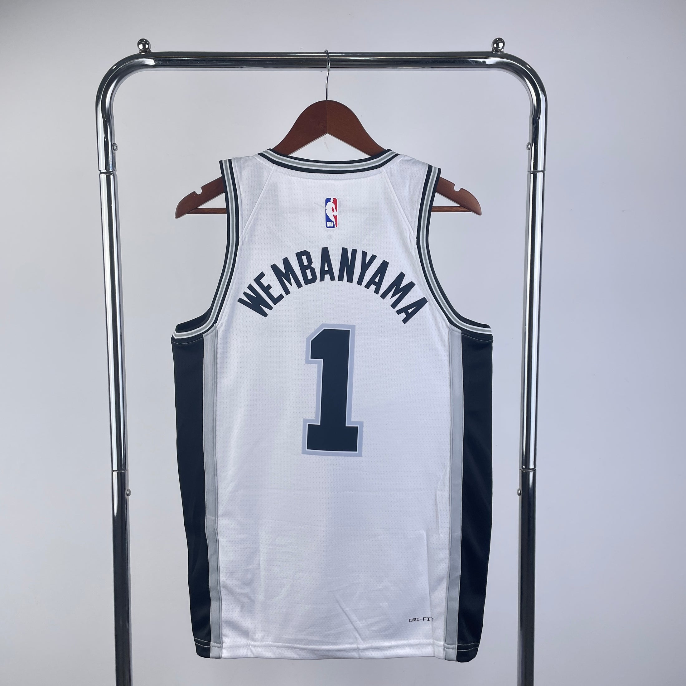 Wembanyama #1 San Antonio Spurs City White NBA 2024 Swingman Jersey